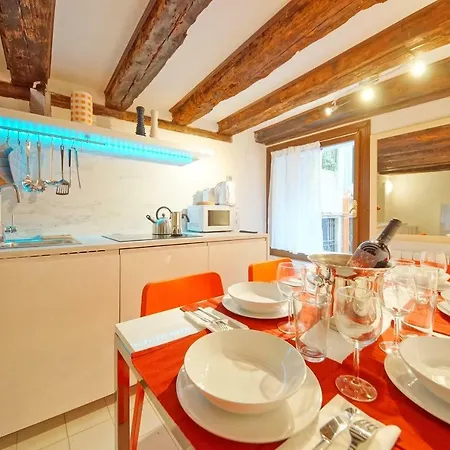 Calle Dei Fabbri San Marco Apartment Venice Exterior photo