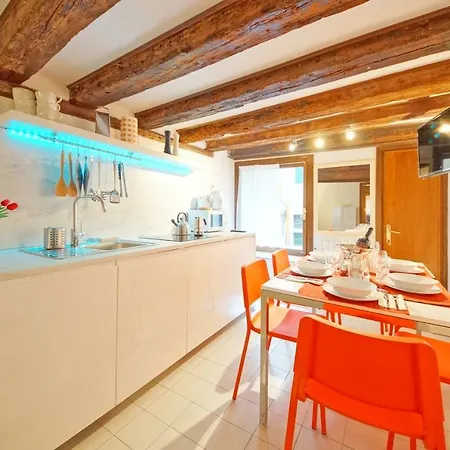 Calle Dei Fabbri San Marco Apartment Venice Exterior photo
